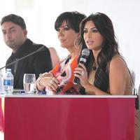 Kim Kardashian and Kris Jenner at the press conference for the launch of Millions Of Milkshakes | Picture 101731